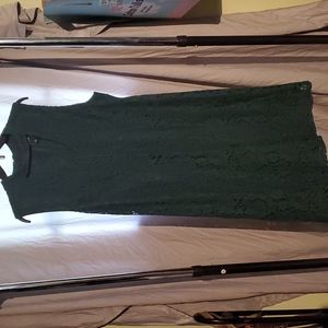 Green lace overlay roz & Ali 16 dress